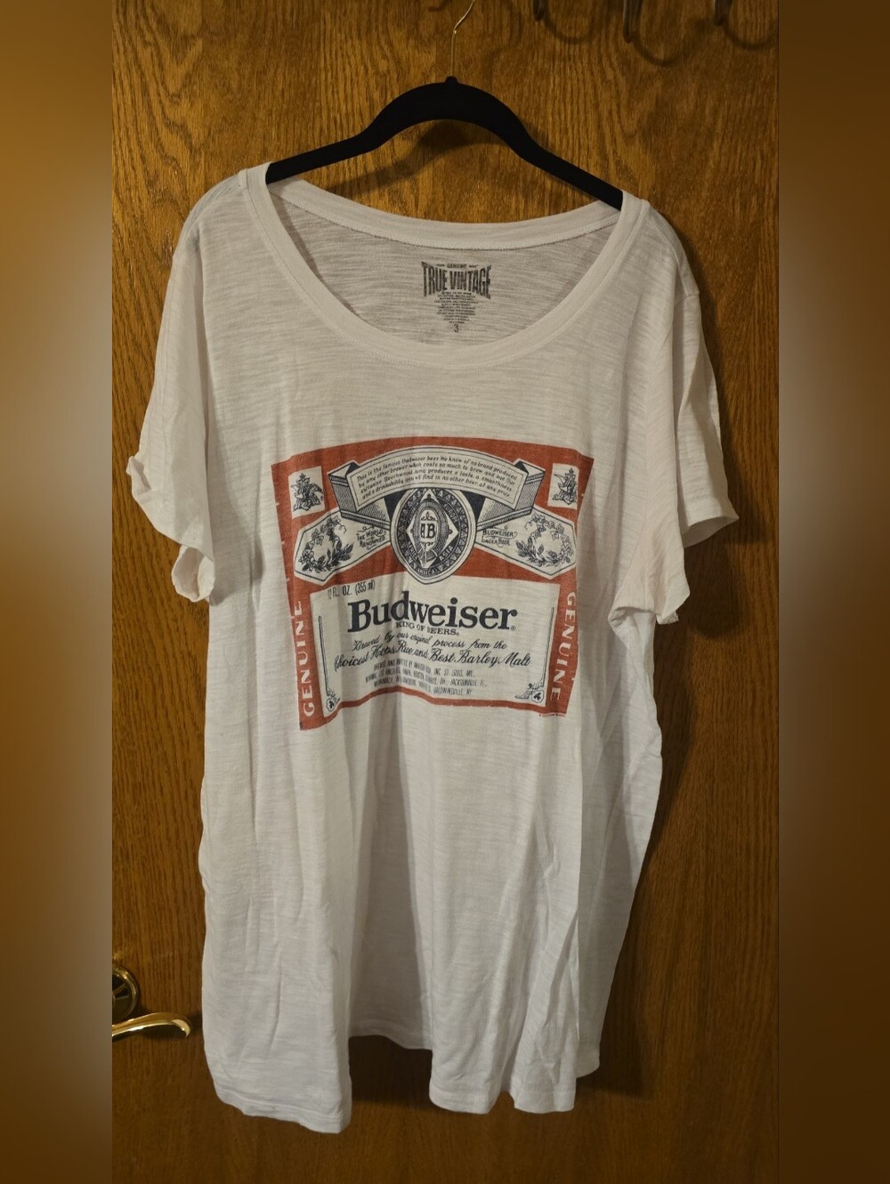 Torrid 3 (3X) White Budweiser Short Sleeve Tee Worn Twice Excellent Condition